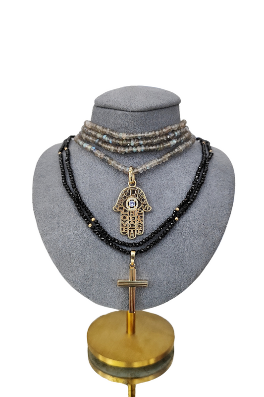 BLACK SPINEL NECKLACE