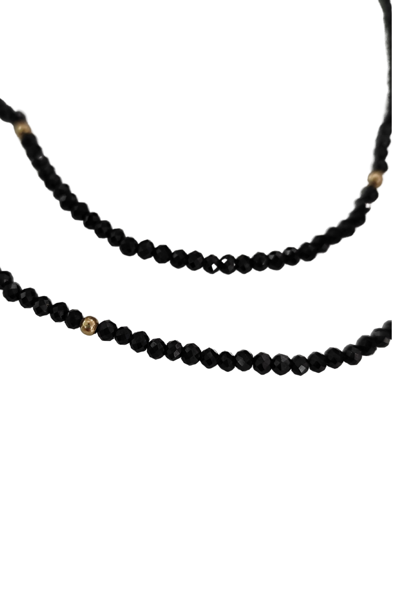 BLACK SPINEL NECKLACE