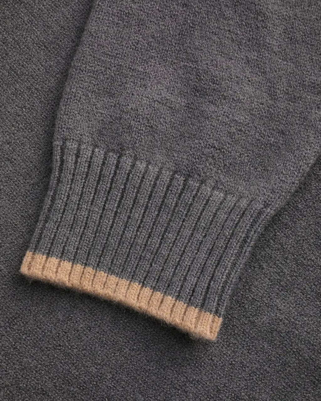 KNIT SWEATER BEAR GREY