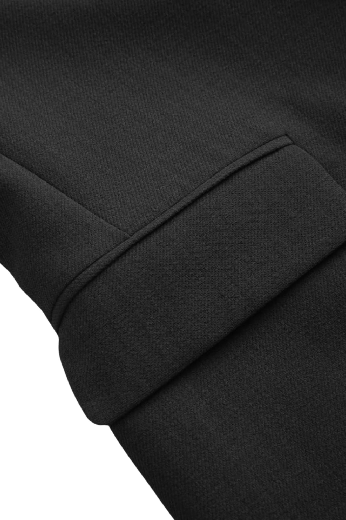 OVERSIZED BLACK BLAZER