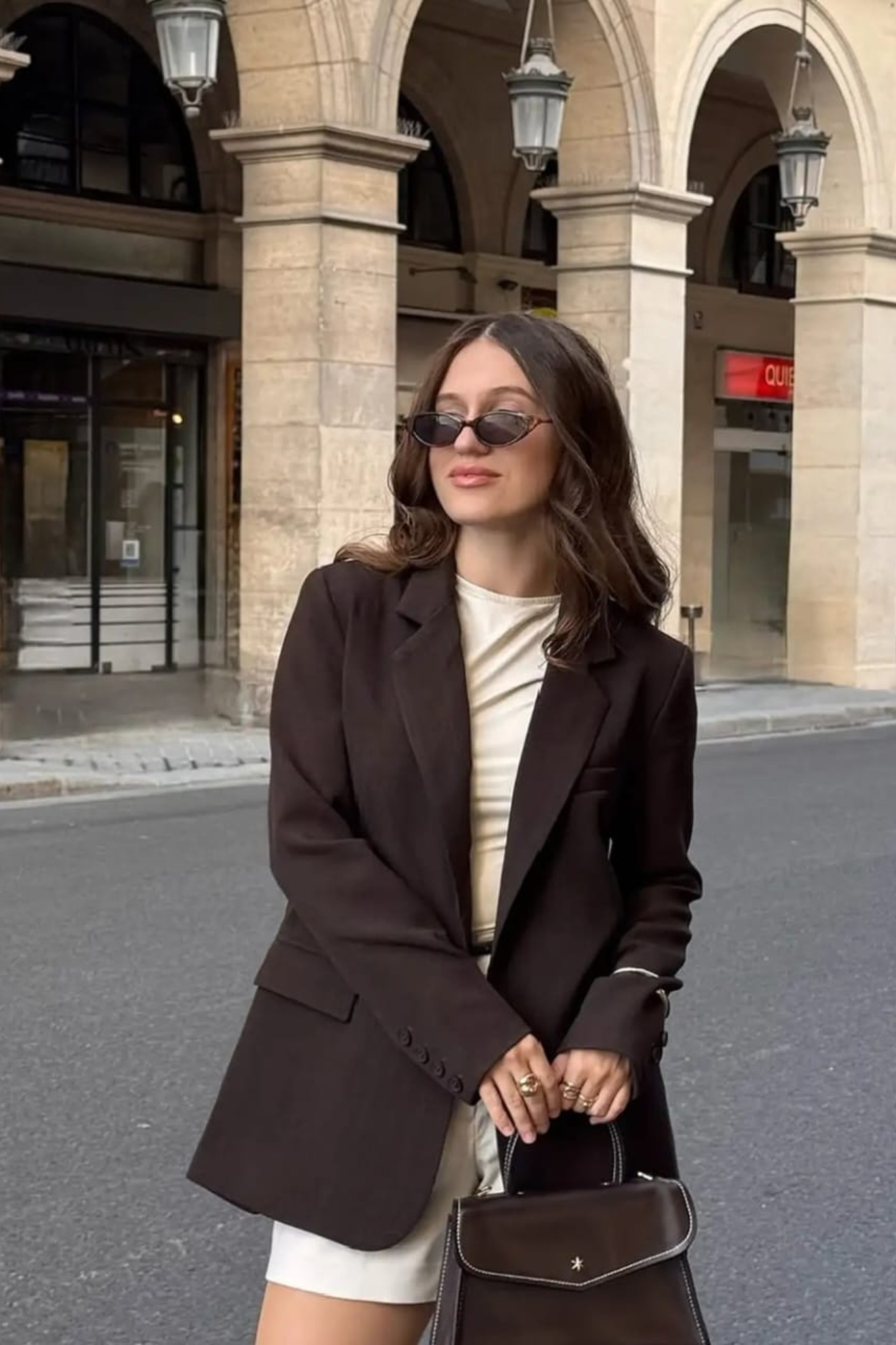 OVERSIZED BROWN BLAZER