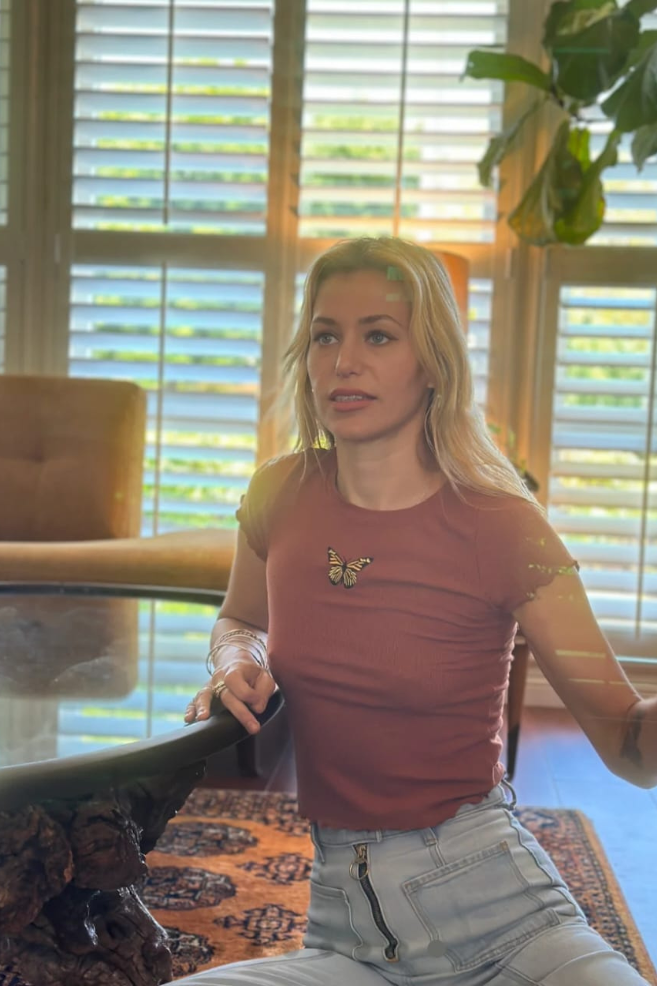 BUTTERFLIES BROWN TEE