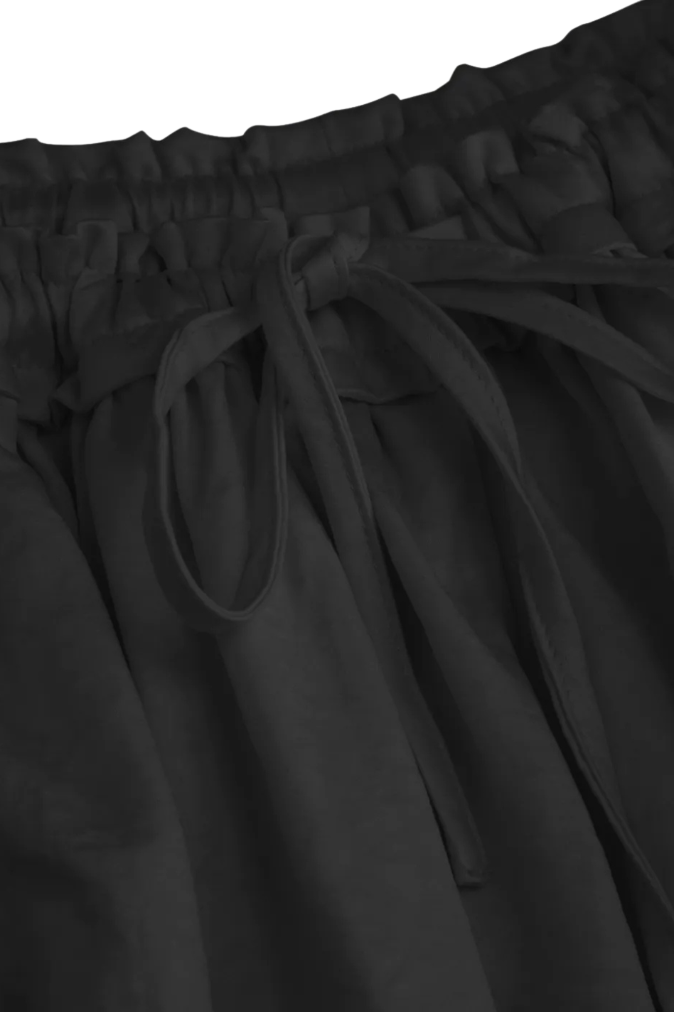 CROPPED BLACK BLOOMER