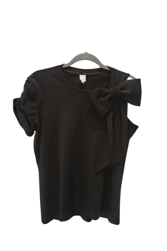 SINCERA BLACK T-SHIRT